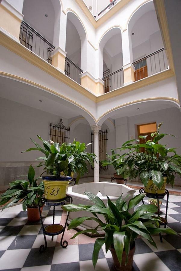 Toreros De Sevilla 5 Pax ภายนอก รูปภาพ