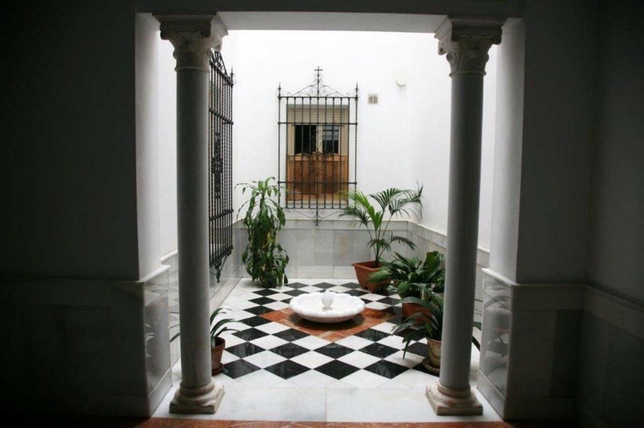 Toreros De Sevilla 5 Pax ภายนอก รูปภาพ