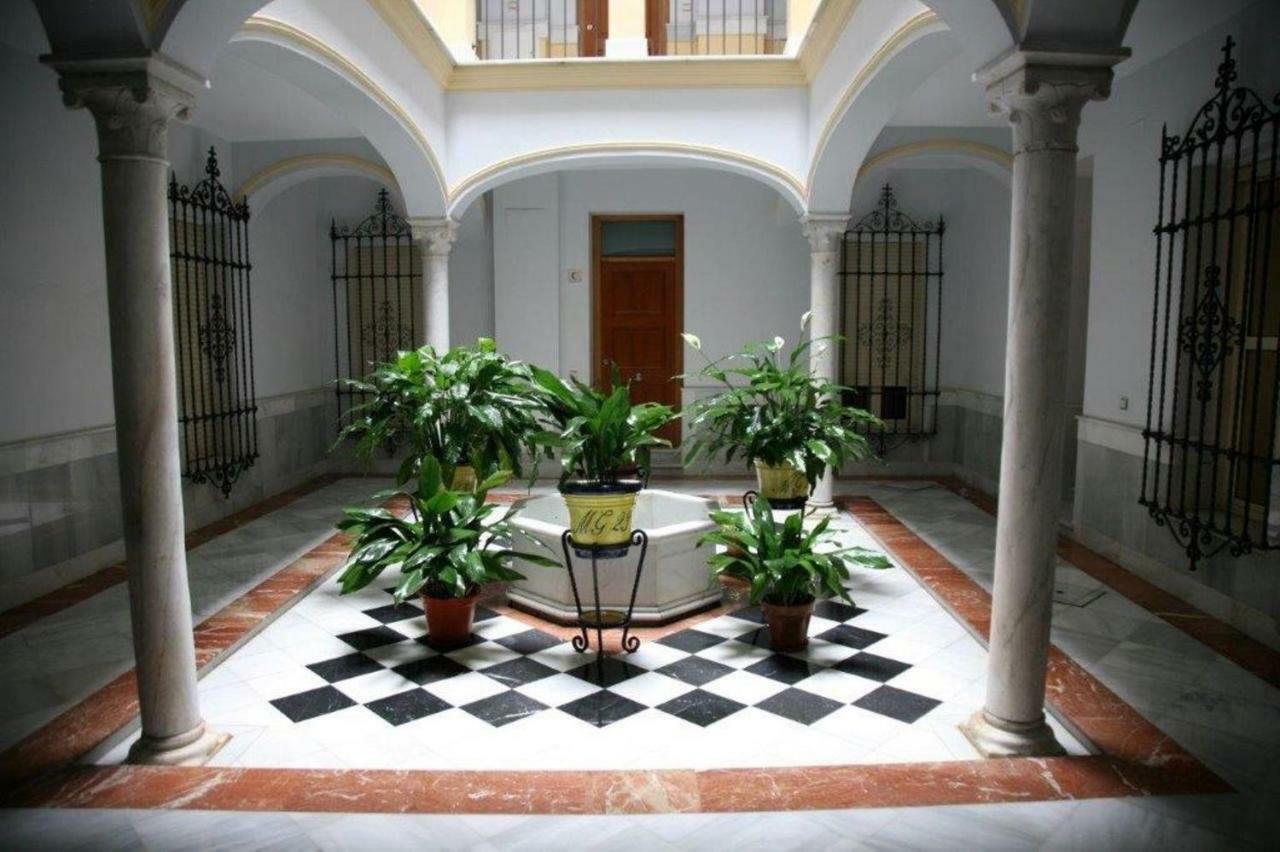 Toreros De Sevilla 5 Pax ภายนอก รูปภาพ