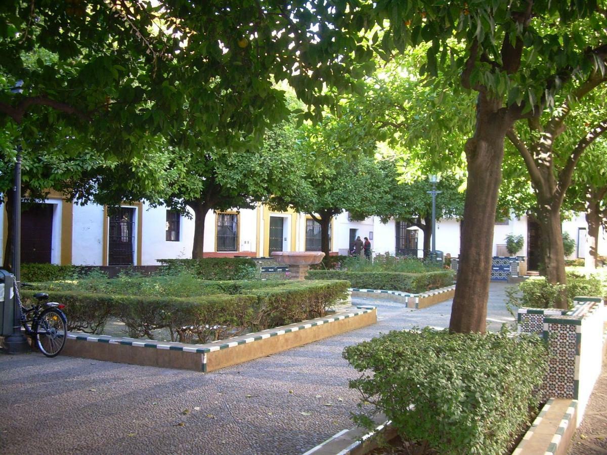 Toreros De Sevilla 5 Pax ภายนอก รูปภาพ
