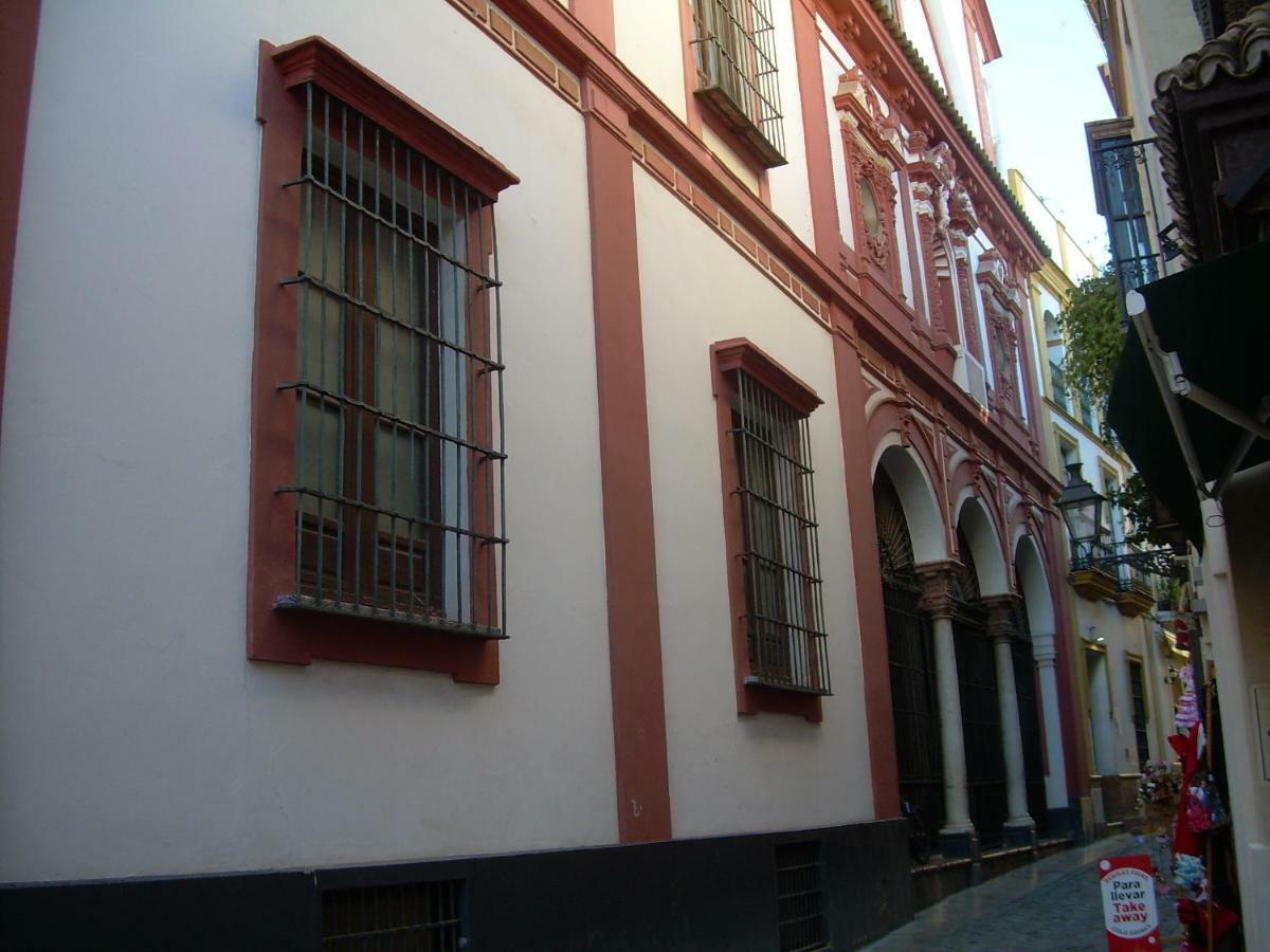 Toreros De Sevilla 5 Pax ภายนอก รูปภาพ